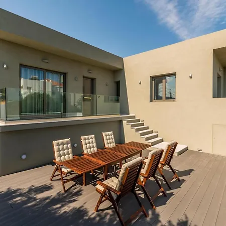 Villa Nama 250m From The Sea