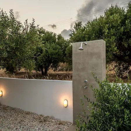 Nama 250m From The Sea Villa Makrýgialos